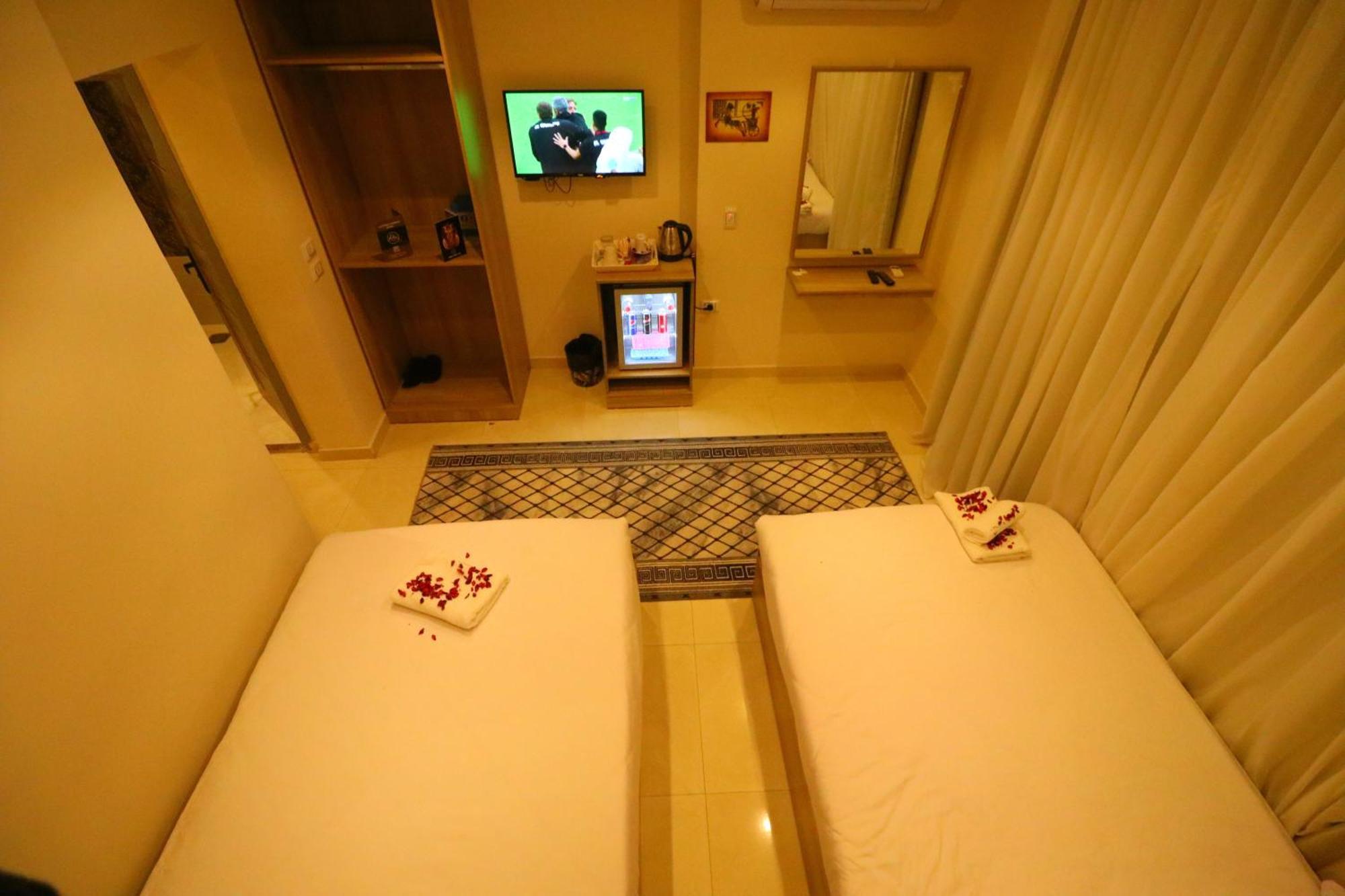 Locanda Pyramids Hotel Kafret el-Gabal Dış mekan fotoğraf